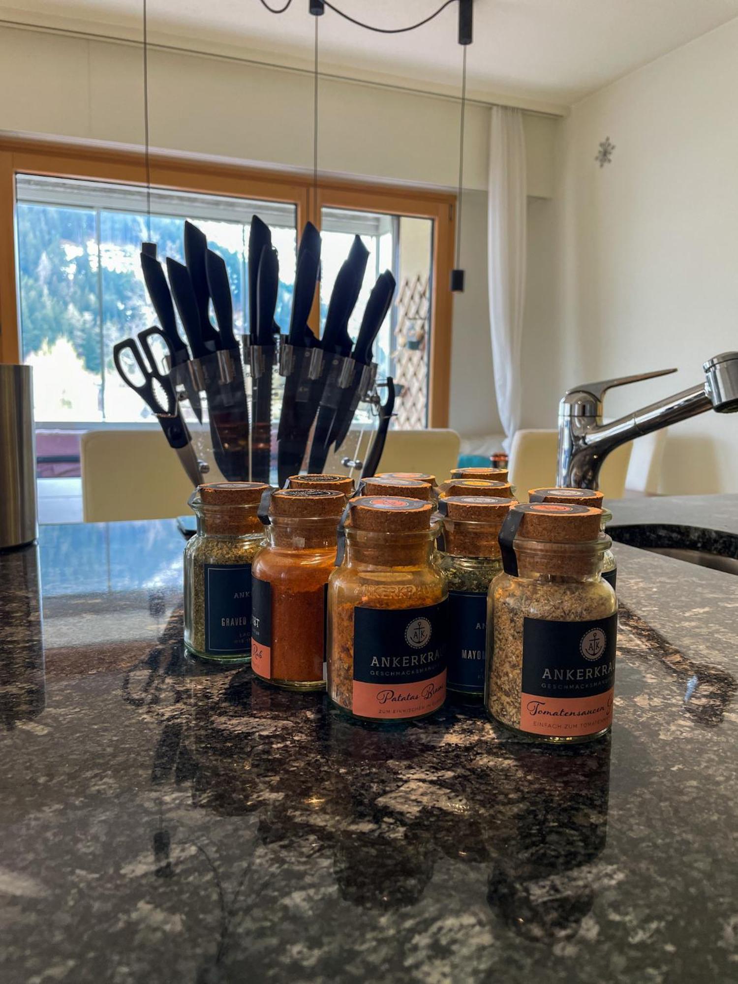 Top Modernes Apartment Im Herzen Von Andermatt Balkon & Bergblick Buitenkant foto