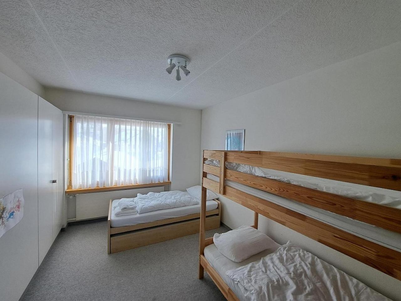 Top Modernes Apartment Im Herzen Von Andermatt Balkon & Bergblick Buitenkant foto