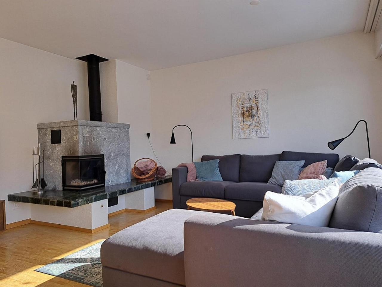 Top Modernes Apartment Im Herzen Von Andermatt Balkon & Bergblick Buitenkant foto